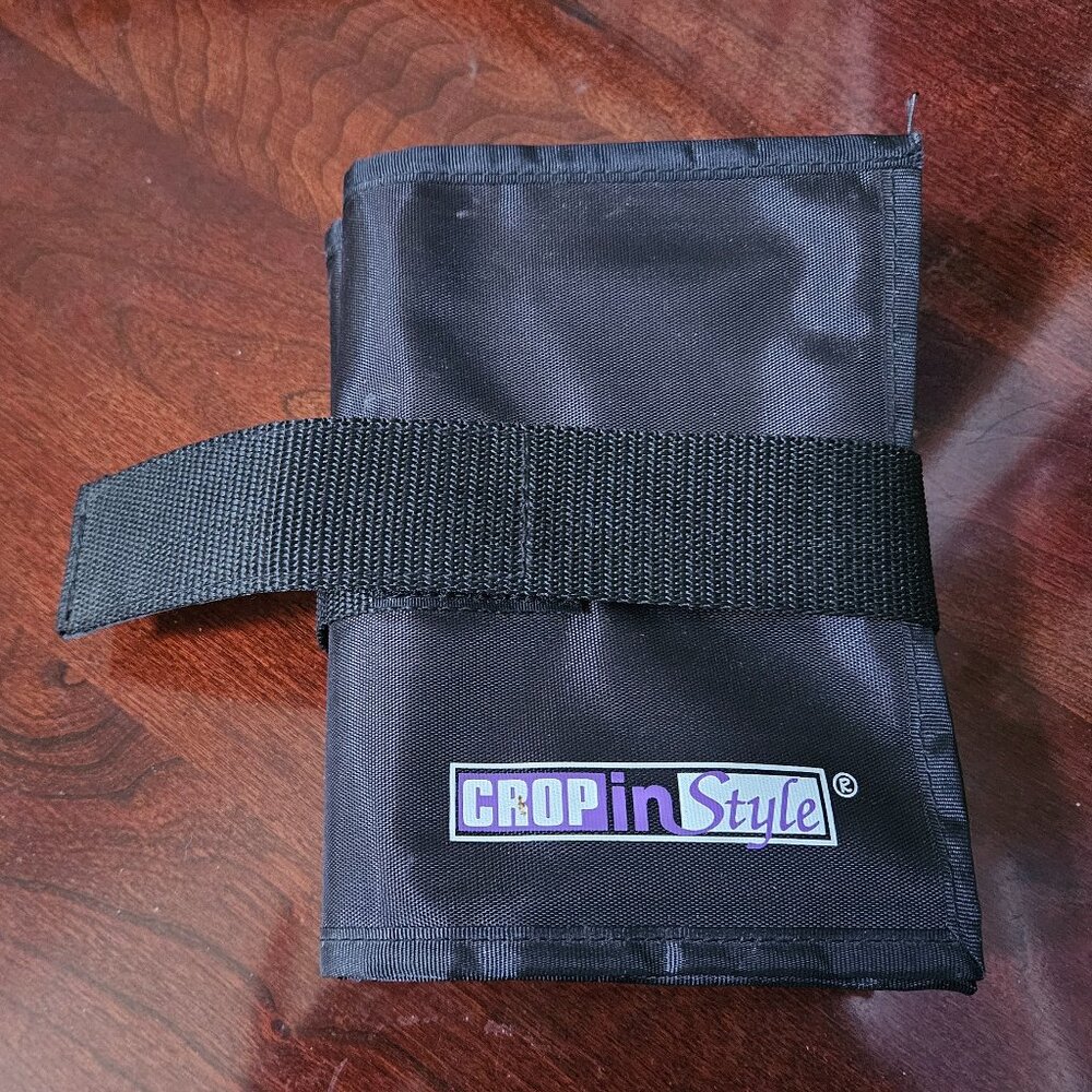 RARE CROP IN STYLE FOLDING 4x6 BLACK PHOTO ORGANIZER HOLDER STORAGE
